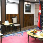 प्रधानमन्त्री प्रचण्ड र एमाले अध्यक्ष ओलीबिच सिंहदरबारमा भेटवार्ता