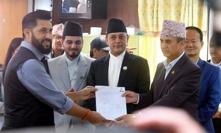 सभामुख पदका लागि डीपी अर्यालको उम्मेदवारी दर्ता