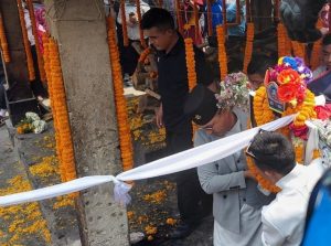 ट्रकको ठक्करबाट इन्स्पेक्टर अभय लामाको मृत्यु, गृहमन्त्रीद्वारा अन्तिम श्रद्धाञ्जली